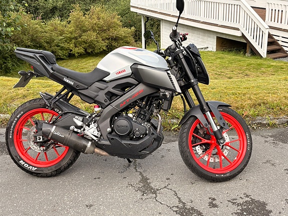 Yamaha MT-125 6 of 14