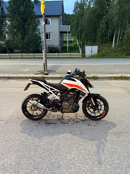 KTM 390 Duke Quickshifter+ 8 of 12