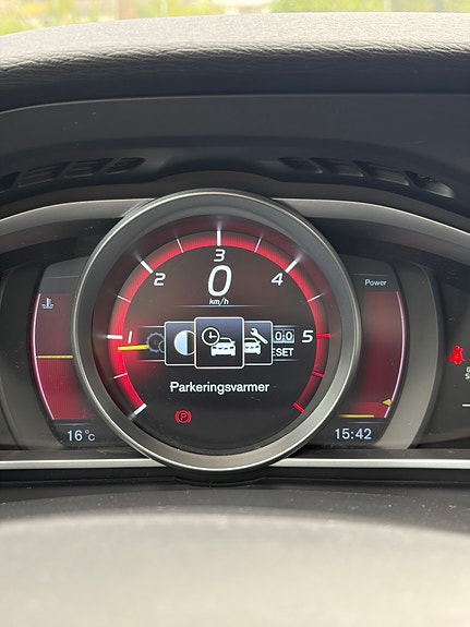 Volvo V40 20 of 21