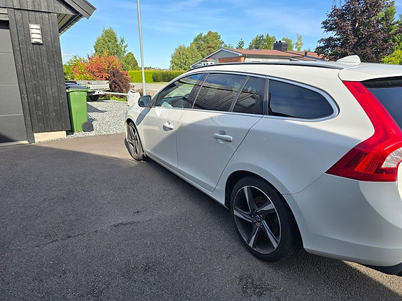Volvo V60 9 of 12