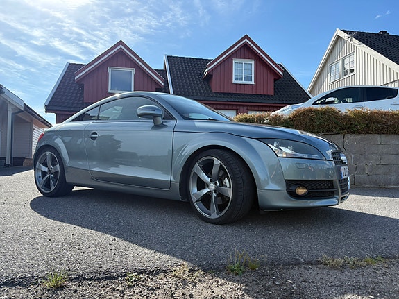 Audi TT 4 of 21
