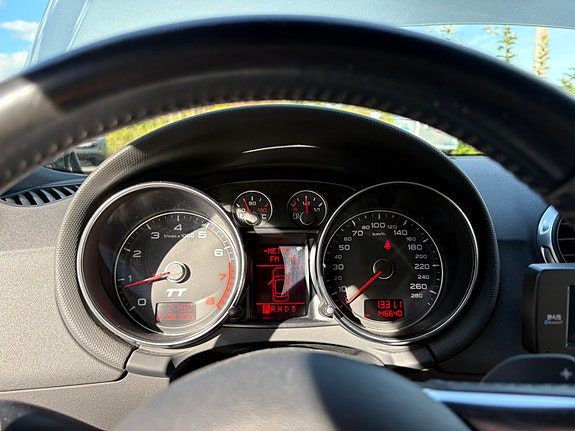 Audi TT 12 of 21