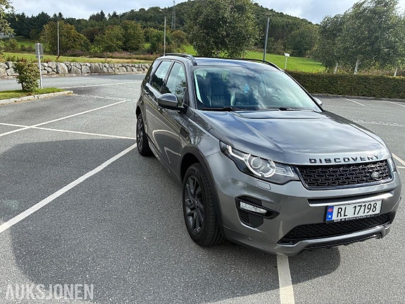 Land Rover Discovery Sport 3 of 30