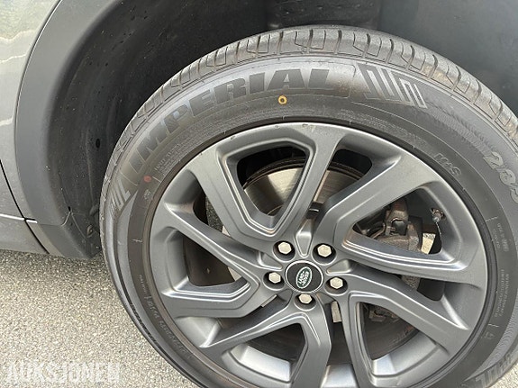 Land Rover Discovery Sport 28 of 30