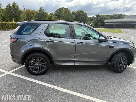 Land Rover Discovery Sport 8 of 30