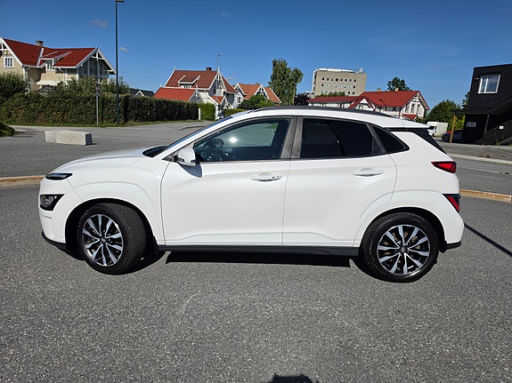 Hyundai Kona 15 of 16