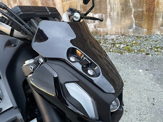 Yamaha MT-07 13 of 18