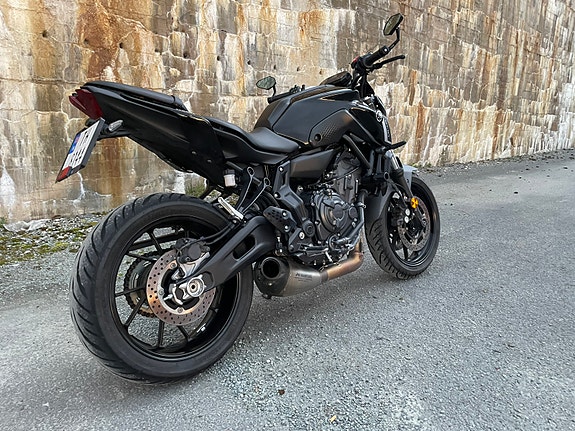 Yamaha MT-07 10 of 18