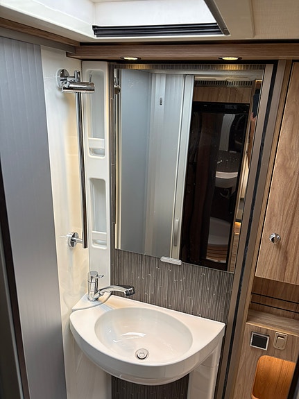 Hymer ML-T 570 Crossover 27 of 30