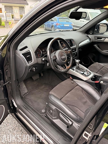 Audi Q5 6 of 16