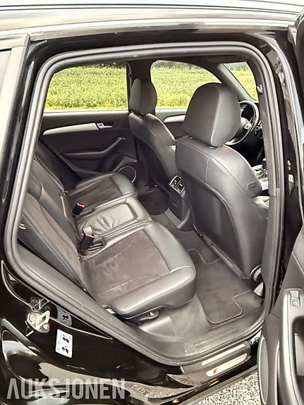 Audi Q5 10 of 16