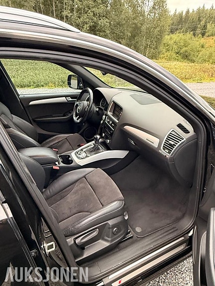 Audi Q5 9 of 16
