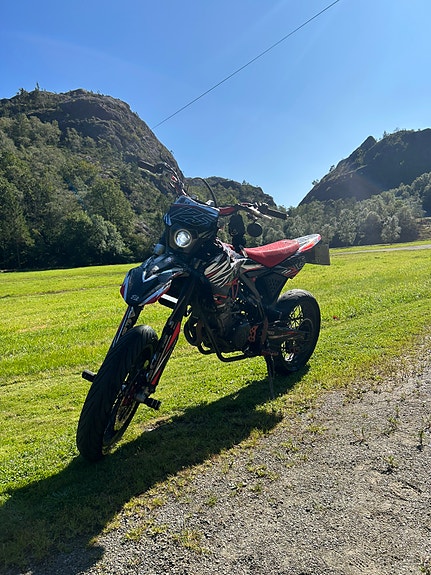 Fantic XMF 125 3 of 6