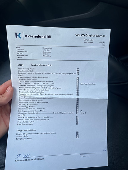 Volvo V40 9 of 14