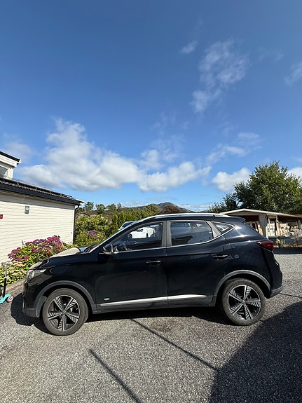 MG ZS EV 11 of 23