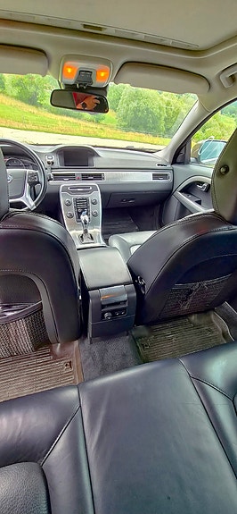 Volvo XC70 6 of 12