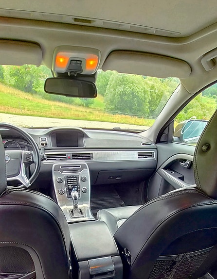 Volvo XC70 5 of 12