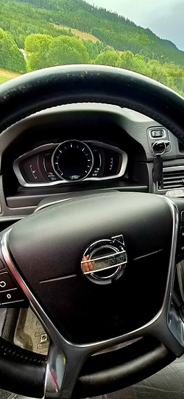 Volvo XC70 7 of 12