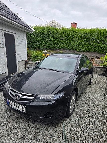 Honda Accord 2 of 11