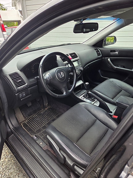Honda Accord 8 of 11