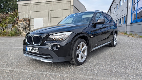 BMW X1 2 of 30