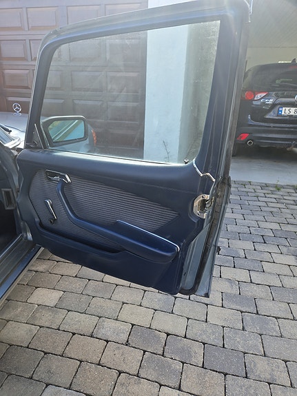Mercedes-Benz S280 6 of 17