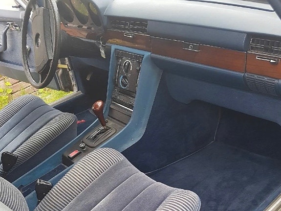 Mercedes-Benz S280 13 of 17