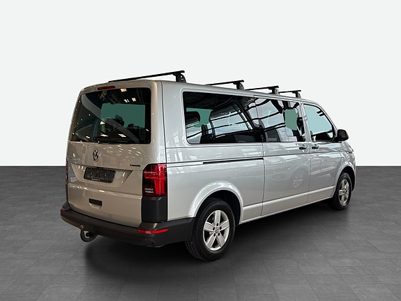 Volkswagen Caravelle 6 of 18