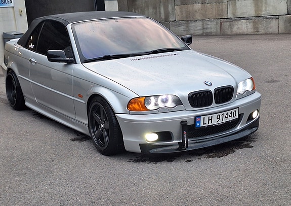 BMW 330Ci 2 of 22