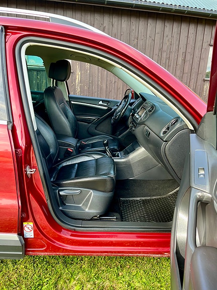 Volkswagen Tiguan 21 of 24