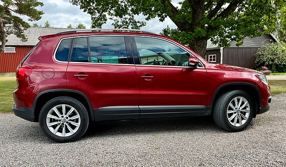 Volkswagen Tiguan 8 of 24