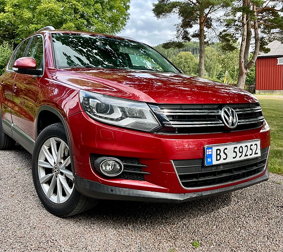 Volkswagen Tiguan 5 of 24