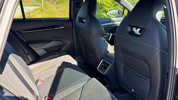 Skoda Elroq 11 of 21