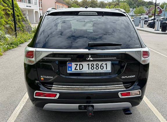 Mitsubishi Outlander 4 of 10