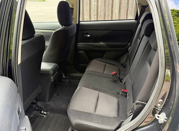 Mitsubishi Outlander 8 of 10