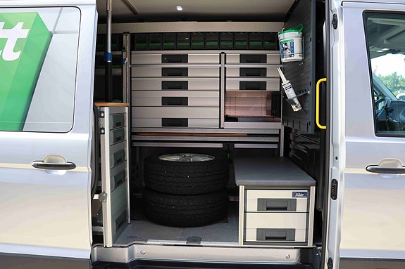 Volkswagen Crafter 11 of 30