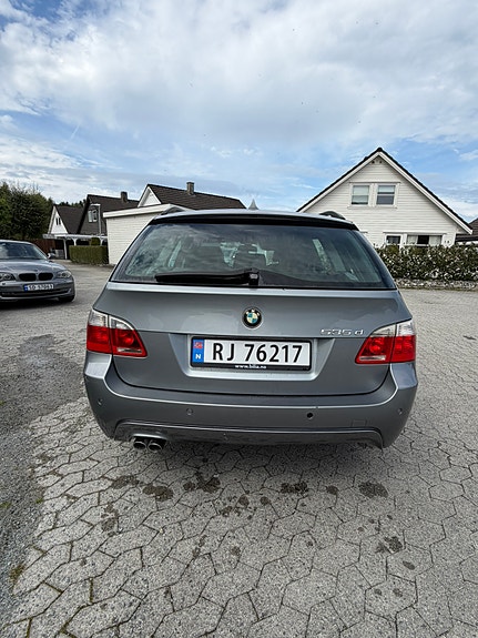 BMW 525d 6 of 18
