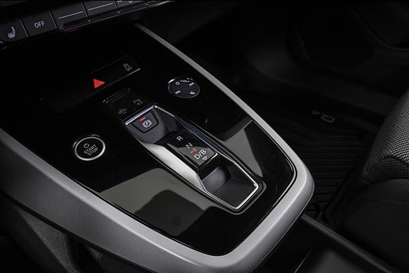 Audi Q4 e-tron 11 of 13