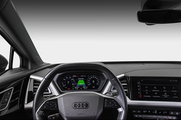Audi Q4 e-tron 8 of 13
