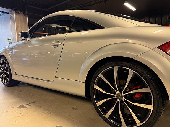 Audi TT 12 of 30