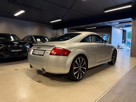 Audi TT 7 of 30