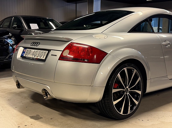 Audi TT 8 of 30