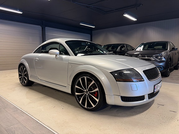 Audi TT 2 of 30