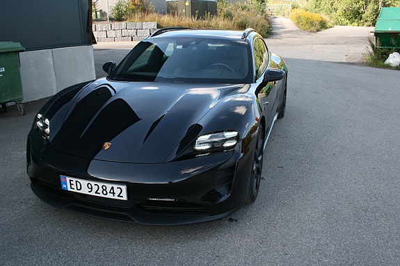 Porsche Taycan GTS 2 of 30