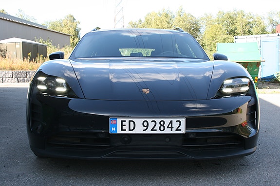 Porsche Taycan GTS 9 of 30