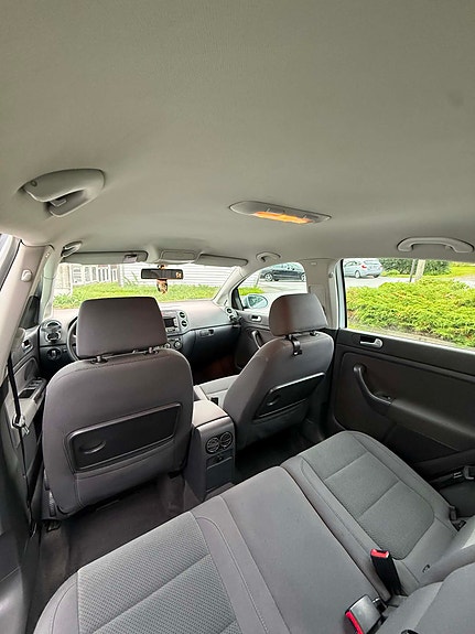 Volkswagen Golf Plus 11 of 15