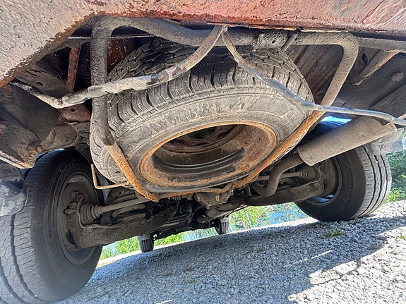 Toyota HiAce 11 of 16