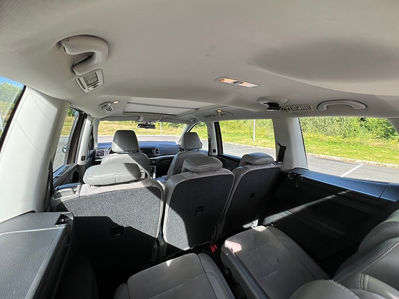 Volkswagen Sharan 28 of 30