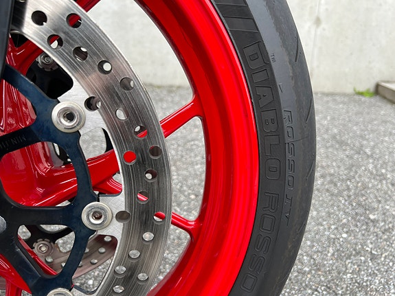 Ducati Panigale V2 12 of 18