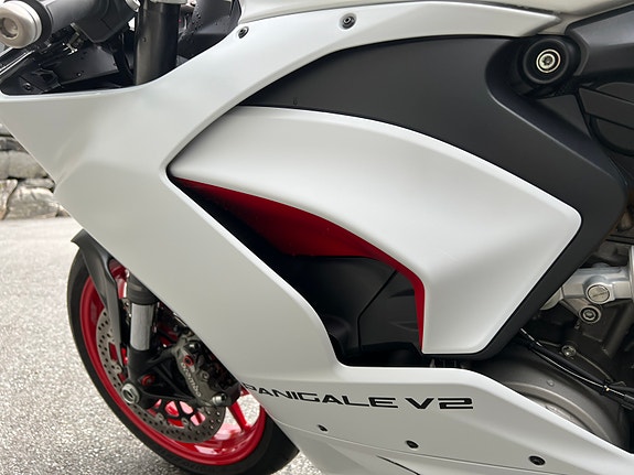 Ducati Panigale V2 18 of 18